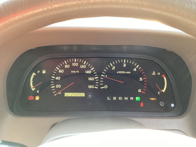 TOYOTA LANDCRUISER PRADO 2001 Image 31