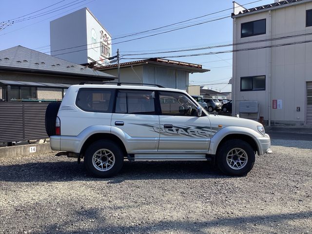 TOYOTA LANDCRUISER PRADO 2001 Image 31