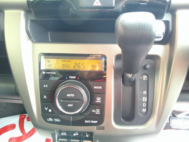 SUZUKI HUSTLER 4WD 2017 Image 31