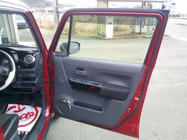 SUZUKI HUSTLER 4WD 2017 Image 31