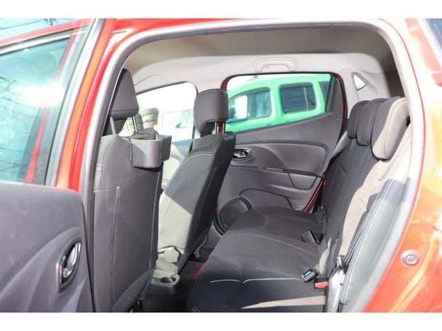 RENAULT LUTECIA 2015 Image 31