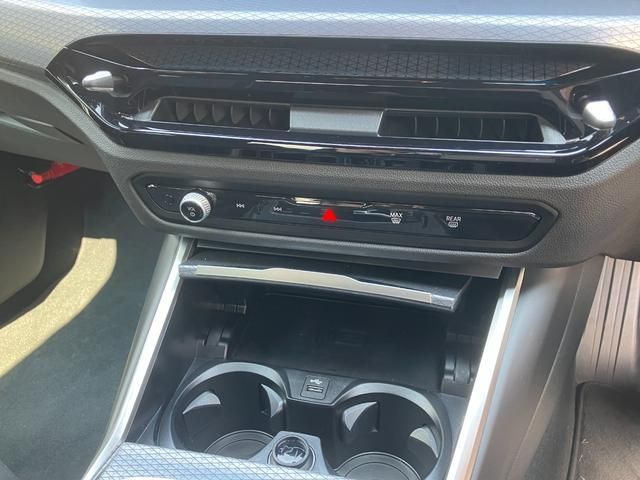 BMW 3SERIES SEDAN 2025 Image 31