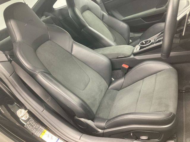 PORSCHE 911 2023 Image 31