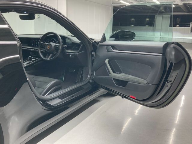 PORSCHE 911 2023 Image 31