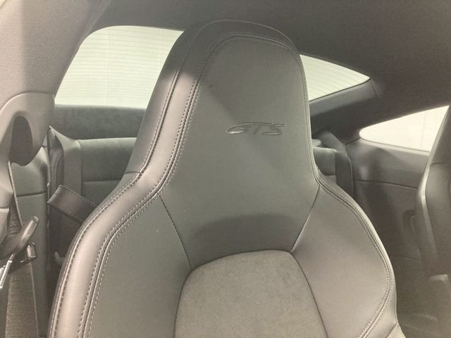 PORSCHE 911 2023 Image 31