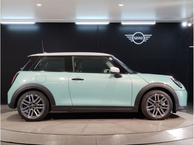 BMW MINI COOPER 2025 Image 31