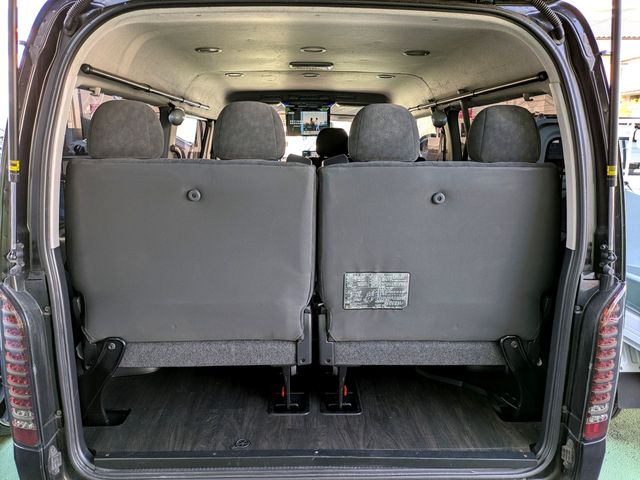 TOYOTA HIACE WAGON 2015 Image 31