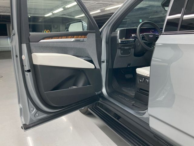CADILLAC ESCALADE 2025 Image 31