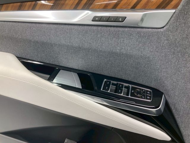 CADILLAC ESCALADE 2025 Image 31