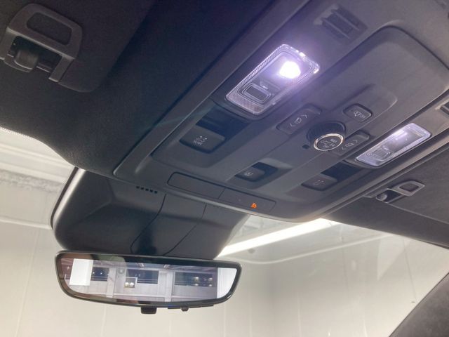 CADILLAC ESCALADE 2025 Image 31