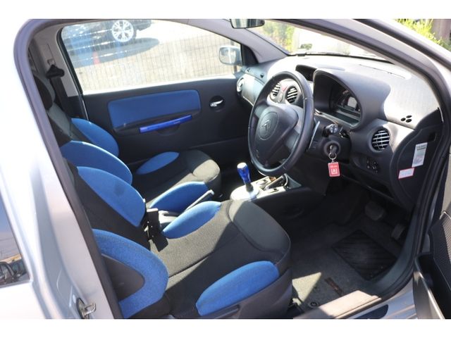 CITROEN C2 2006 Image 31