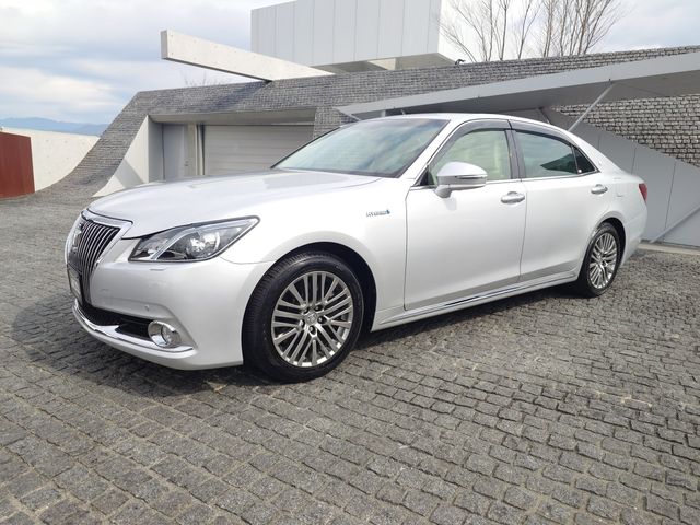 TOYOTA CROWN MAJESTA HYBRID 2013 Image 31