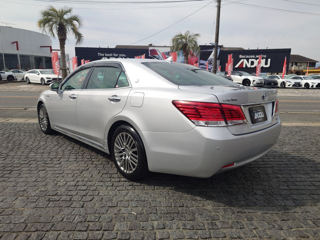 TOYOTA CROWN MAJESTA HYBRID 2013 Image 31