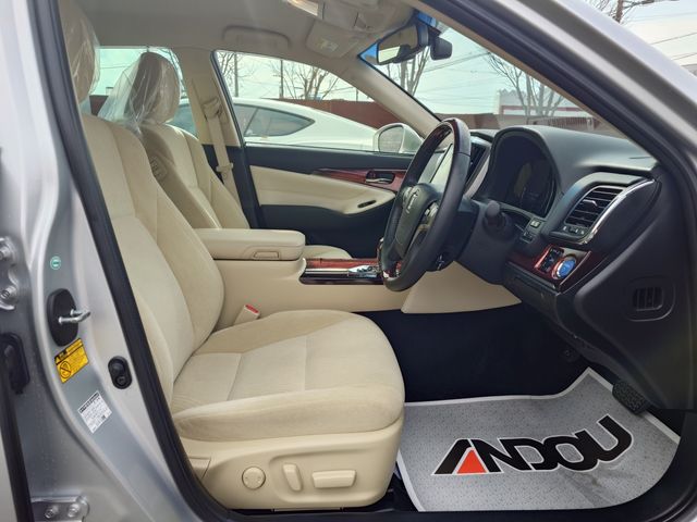 TOYOTA CROWN MAJESTA HYBRID 2013 Image 31