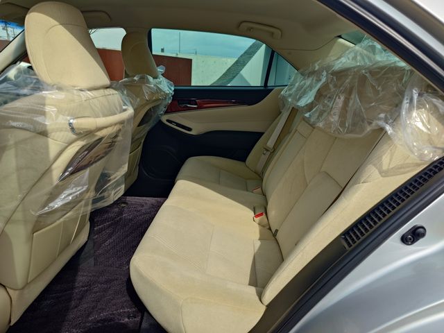 TOYOTA CROWN MAJESTA HYBRID 2013 Image 31