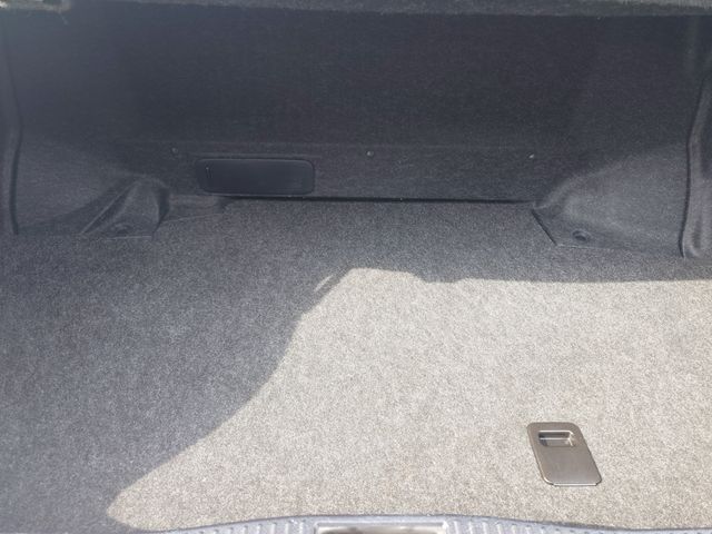 TOYOTA CROWN MAJESTA HYBRID 2013 Image 31