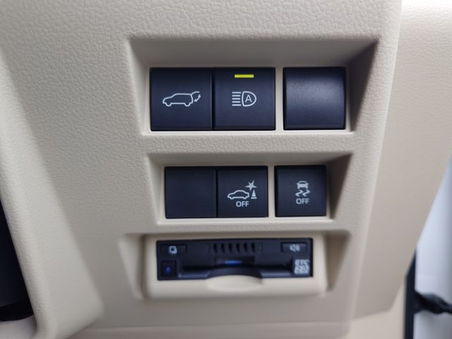 TOYOTA LANDCRUISER WAGON 2023 Image 31