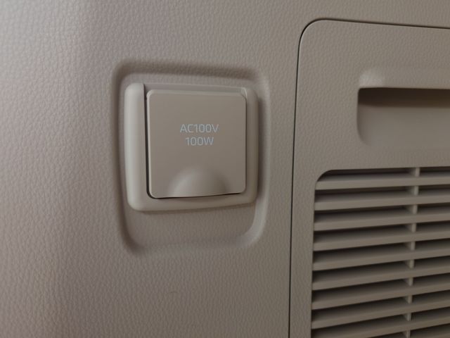 TOYOTA LANDCRUISER WAGON 2023 Image 31