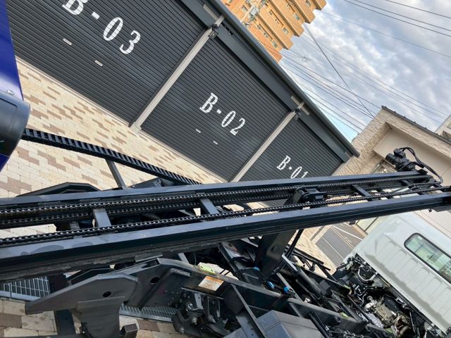 MITSUBISHI CANTER 2024 Image 31