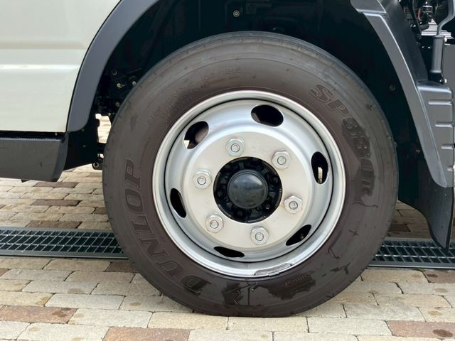 MITSUBISHI CANTER 2024 Image 31