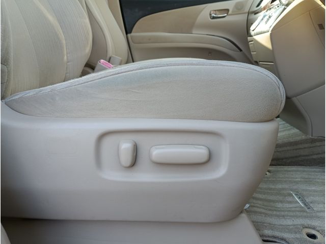 TOYOTA ESTIMA  4WD 2013 Image 31