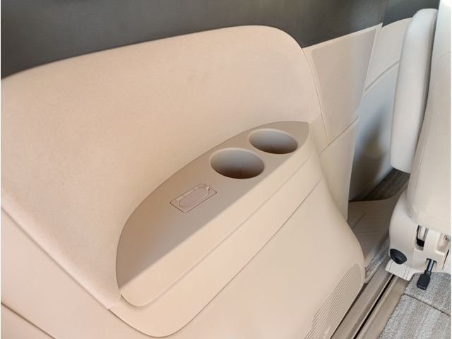 TOYOTA ESTIMA  4WD 2013 Image 31