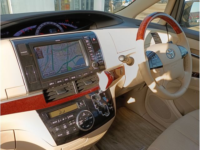 TOYOTA ESTIMA  4WD 2013 Image 31