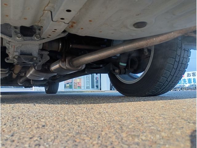 TOYOTA ESTIMA  4WD 2013 Image 31