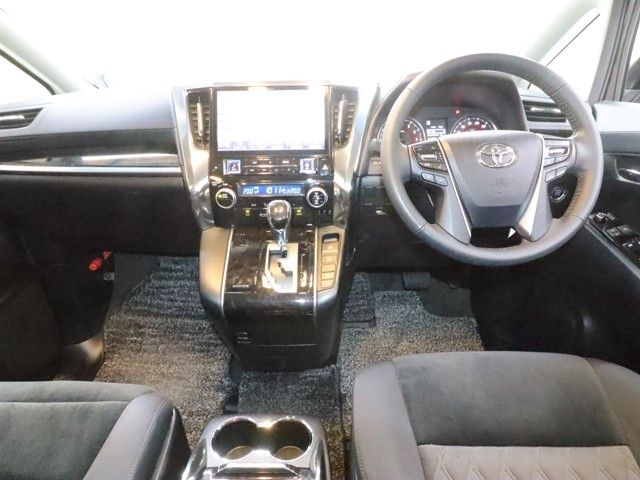 TOYOTA ALPHARD 2019 Image 31