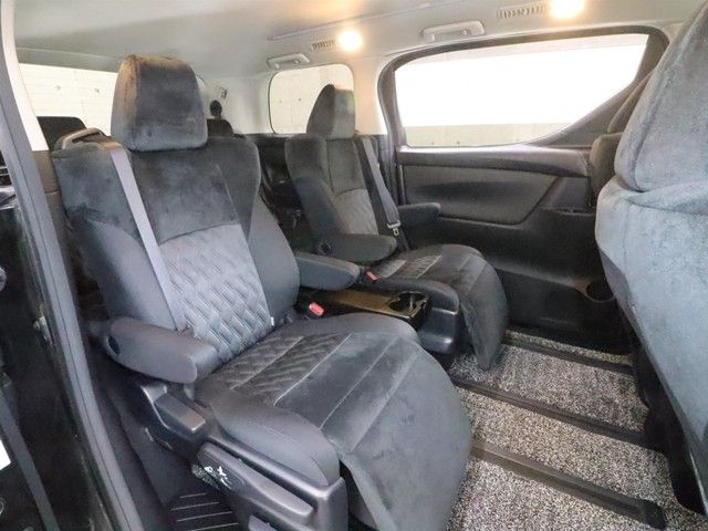 TOYOTA ALPHARD 2019 Image 31