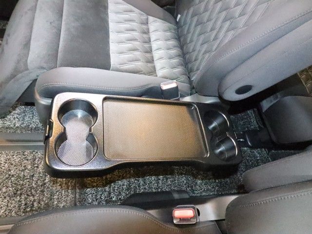 TOYOTA ALPHARD 2019 Image 31