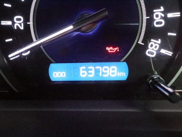 TOYOTA VOXY HYBRID 2017 Image 31