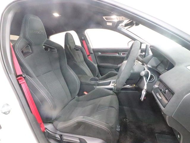 HONDA CIVIC HATCHBACK 2025 Image 31