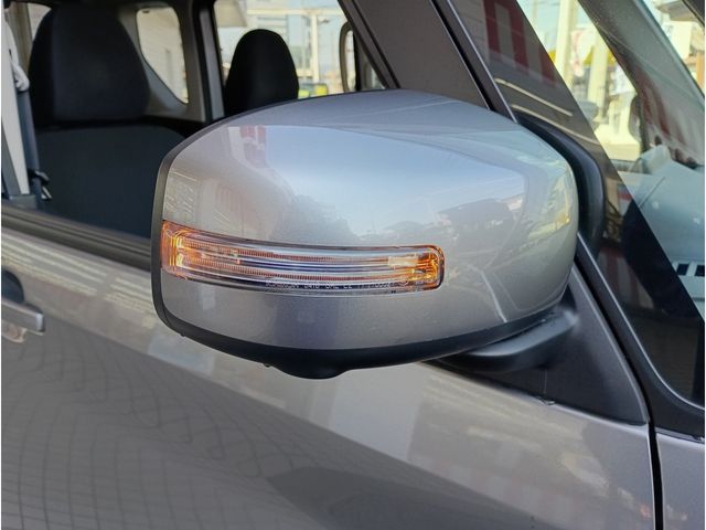 NISSAN ROOX 2024 Image 31