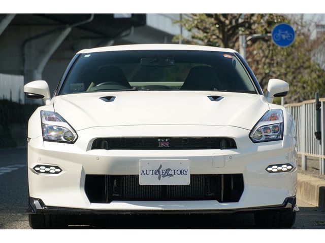 NISSAN GT-R 2023 Image 31