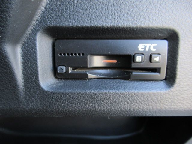 SUZUKI SPACIA CUSTOM Z 2017 Image 31