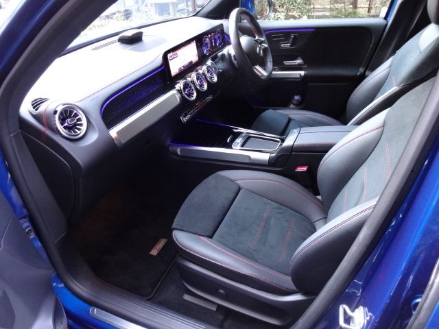 MERCEDES BENZ EQB 2024 Image 31