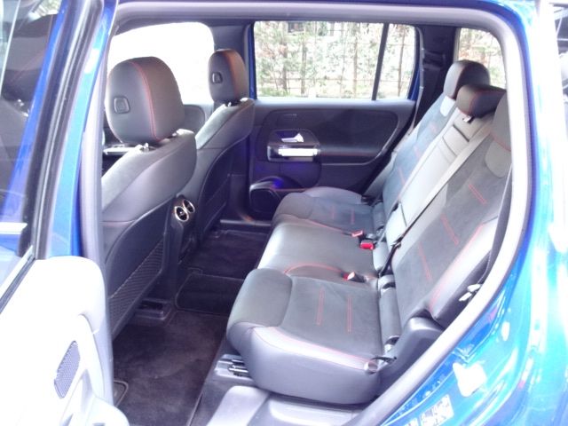 MERCEDES BENZ EQB 2024 Image 31