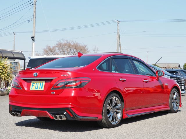TOYOTA CROWN SEDAN HYBRID 2021 Image 31