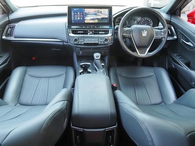 TOYOTA CROWN SEDAN HYBRID 2021 Image 31