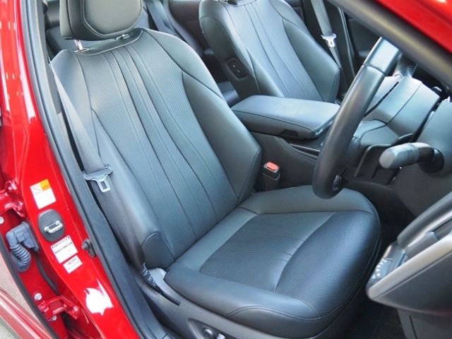 TOYOTA CROWN SEDAN HYBRID 2021 Image 31