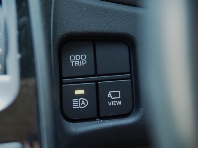 TOYOTA CROWN SEDAN HYBRID 2021 Image 31