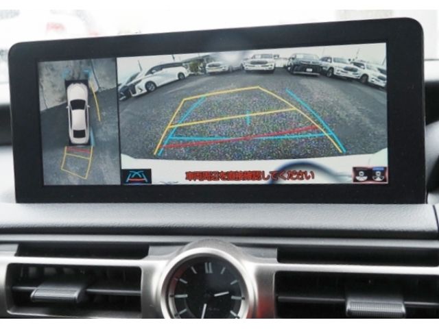 TOYOTA LEXUS IS350 2021 Image 31