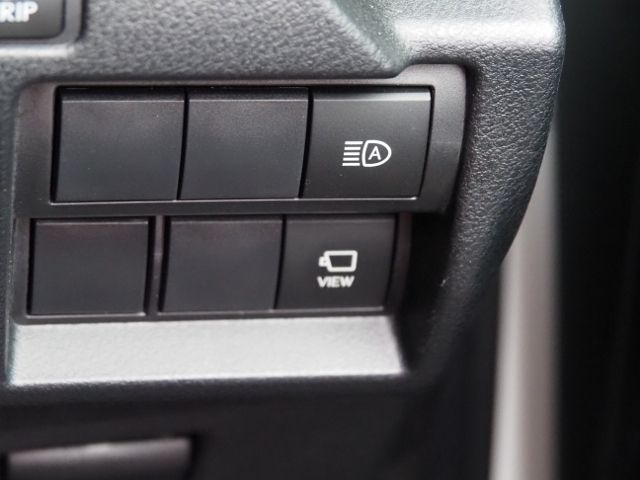 TOYOTA LEXUS IS350 2021 Image 31