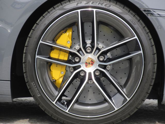 PORSCHE 911 2025 Image 31