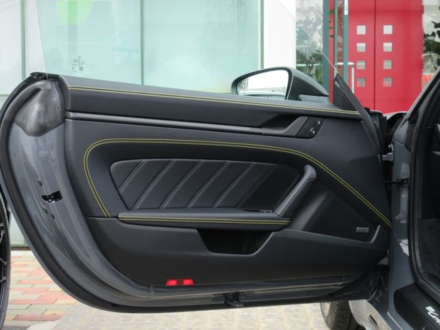 PORSCHE 911 2025 Image 31