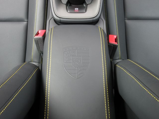 PORSCHE 911 2025 Image 31