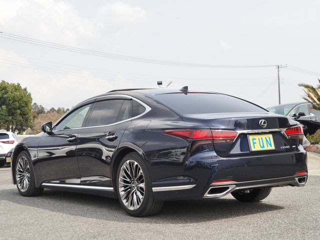 TOYOTA LEXUS LS500 4WD 2023 Image 31
