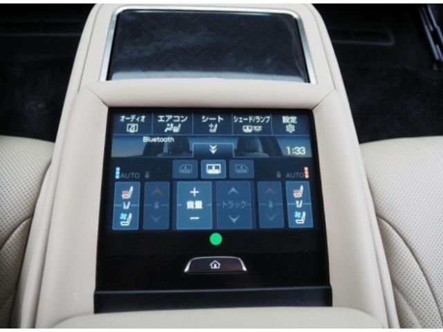 TOYOTA LEXUS LS500 4WD 2023 Image 31