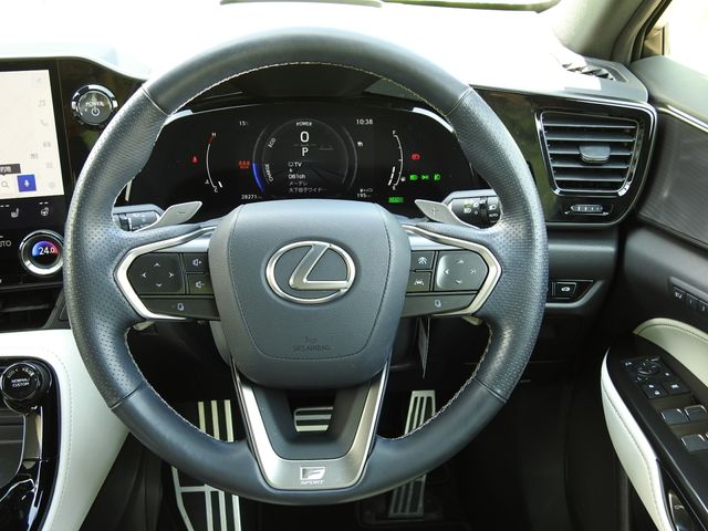 TOYOTA LEXUS NX350H 2023 Image 31